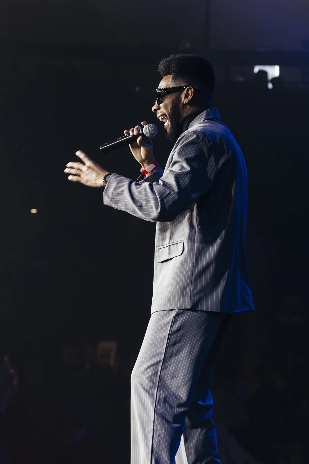 Marvin en directo sobre el escenario